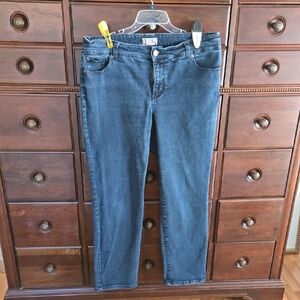 Chico's So Slimming Jeans Size 3 Straight Leg (Similar to size 18)